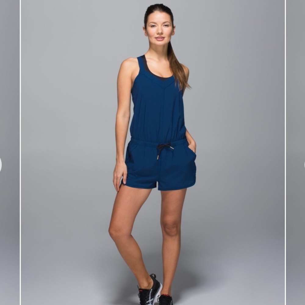 Lululemon Be Free Runsie in Poseidon Blue, size 8